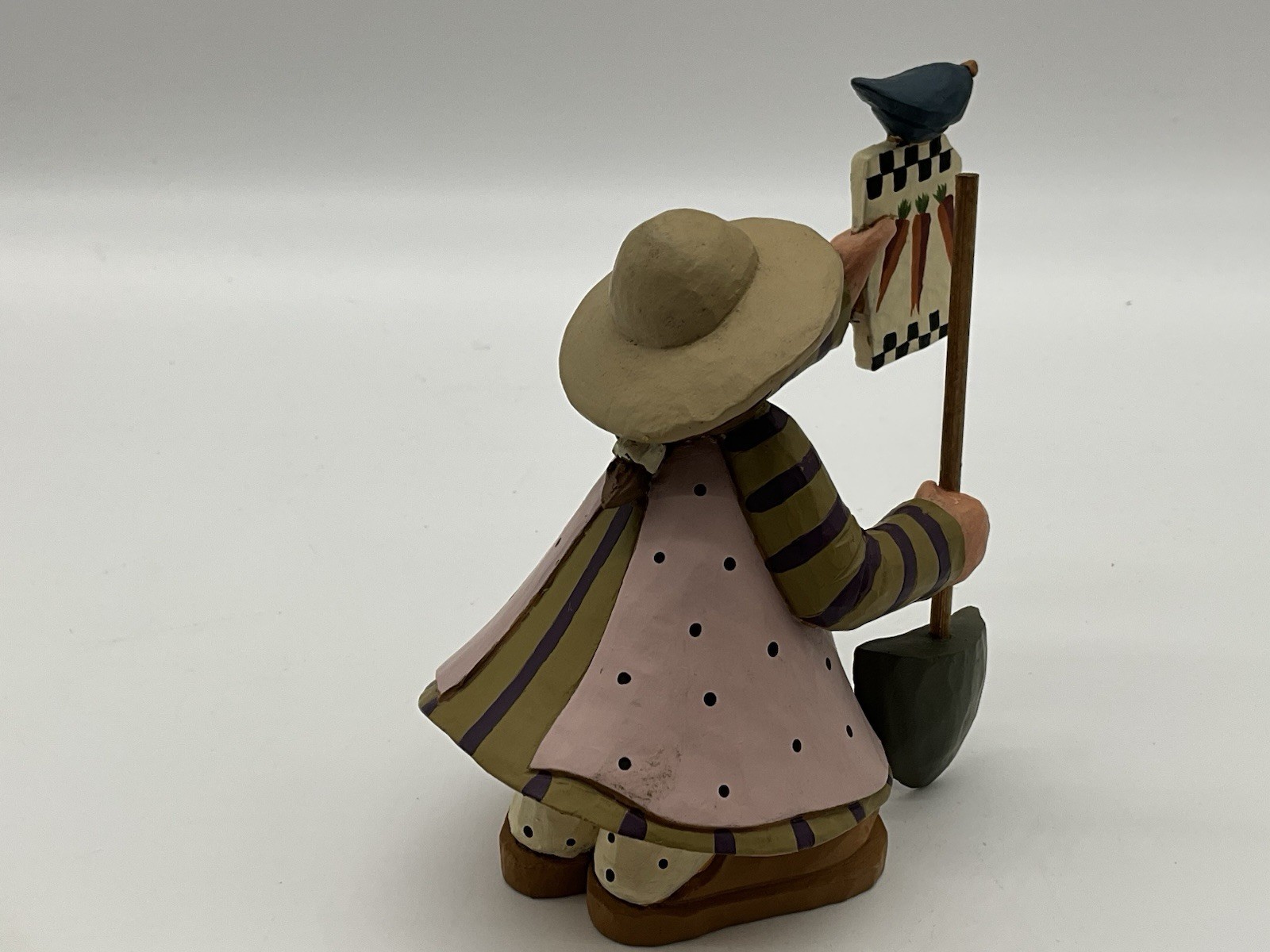 Willeraye Studio “Farmers Market” First Time Gardener Figurine Vintage 2000