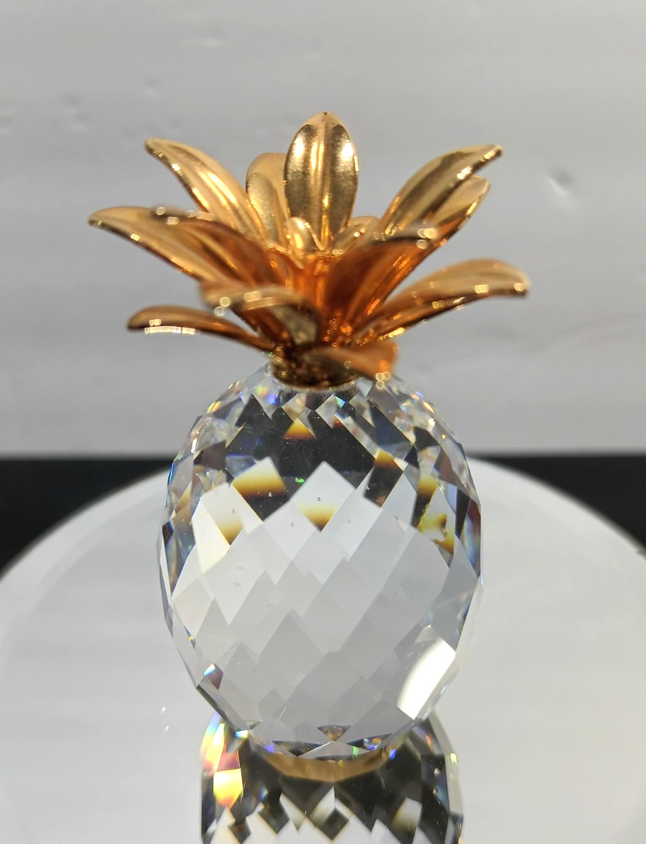 Swarovski Crystal Pineapple with Smooth Gold Leaves 2.5″ Tall – No Box