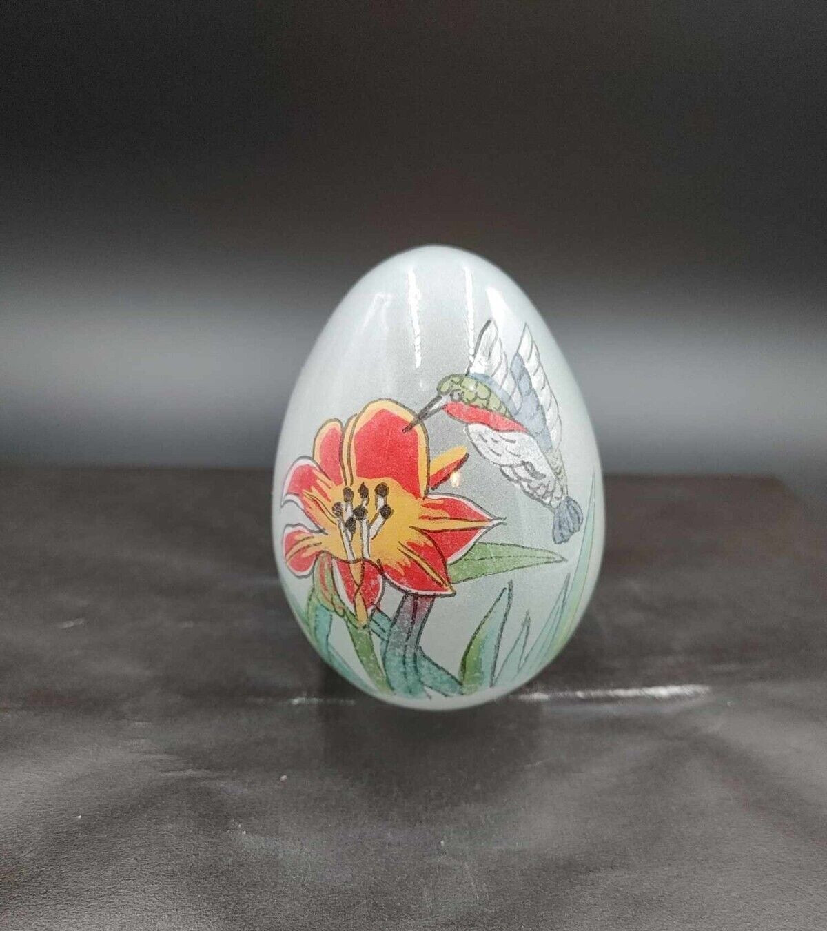 Vintage Reverse Hand Painted Glass Egg Hummingbird Flower – No Stand