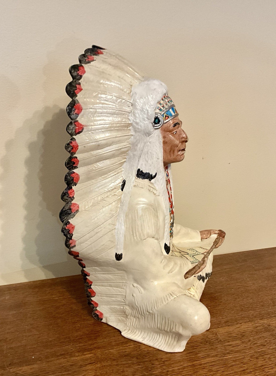 1974 Byron Molds Hand Painted Ceramic Indian Chief w Peace Pipe Figure 13”