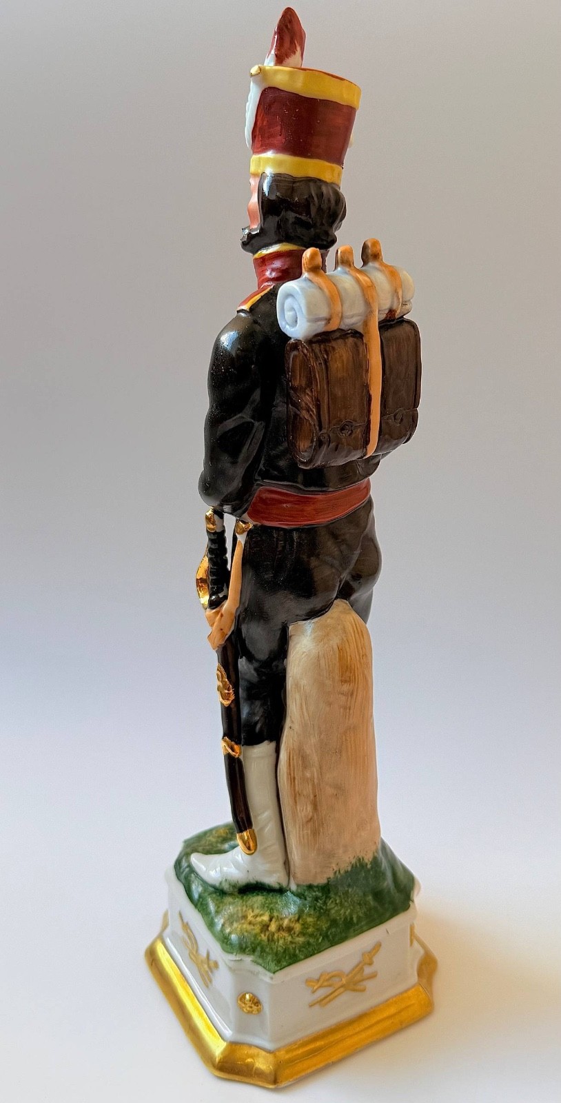 Vintage 12.6 Capodimonte Porcelain French Napoleonic Grenadier Soldier Statue