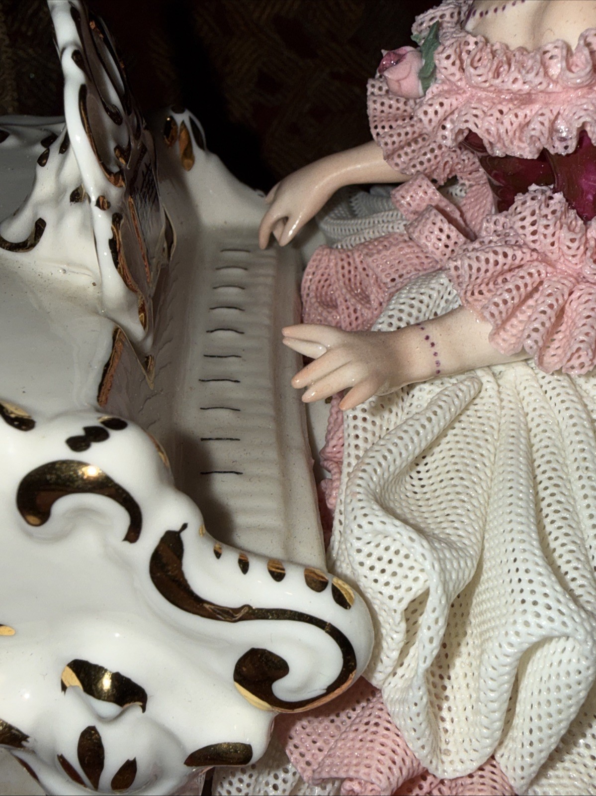 Dresden Lace Doll Figurine Playing the Piano 5.5 x 8.2 x 6.3 inches Germany