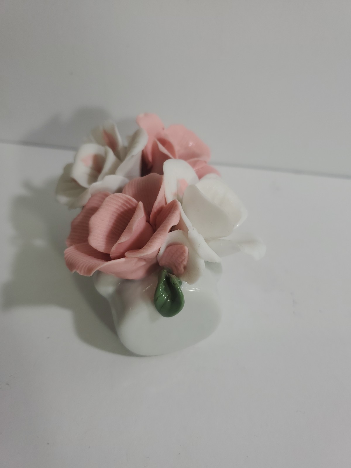Vintage Capodimonte Style Pink Porcelain Rose Figure 3D Roses Romantic Decor 3.5