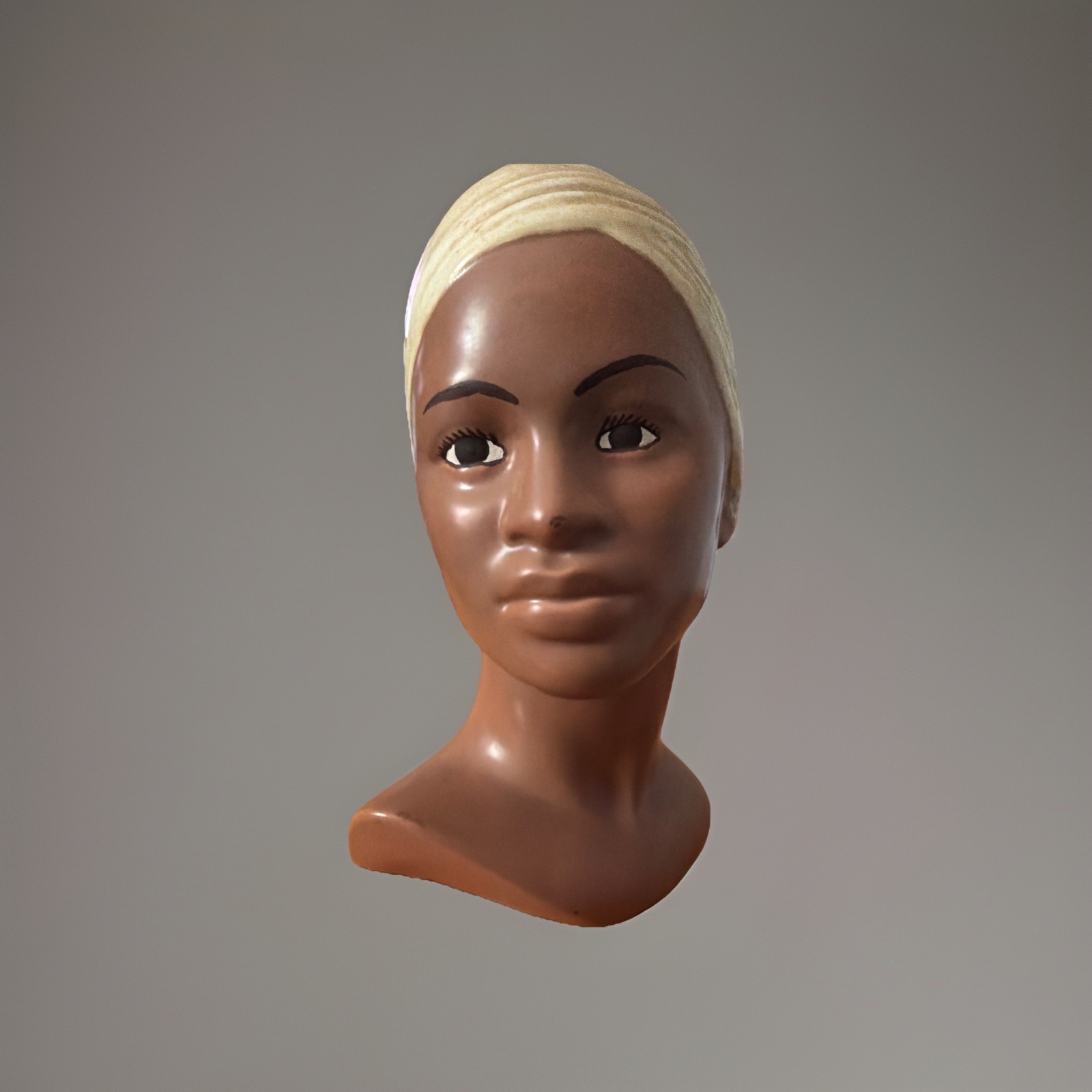 Vintage Marwal chalkware bust, depicting Polynesian women wearing turban