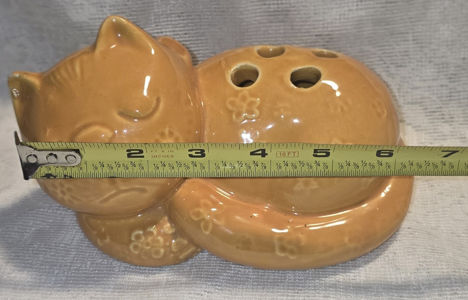 Vintage Italian Ceramic Cat Flower Frog / Potpourri Holder. Made In ITALY