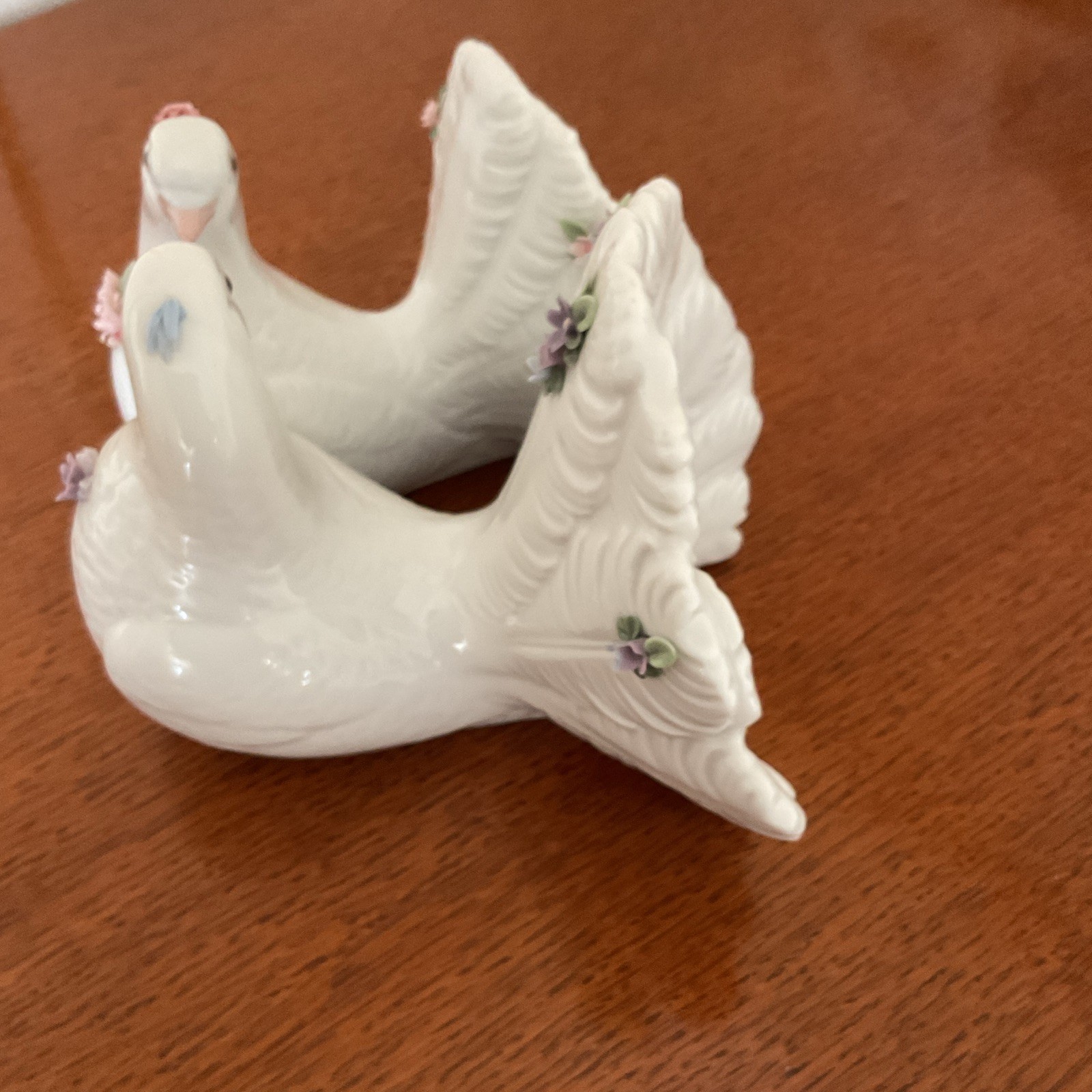 Lladró Porcelain White Dove Bird Figurines Pair (2) with Floral Accents