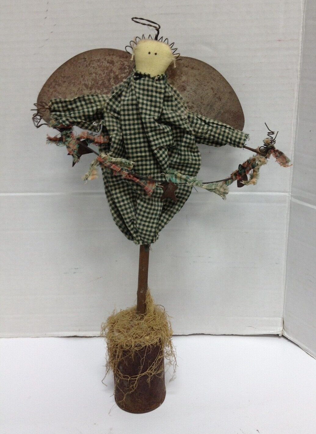 Rustic Primitive country Angel stars craft Americana Christmas green 14.5″ tall