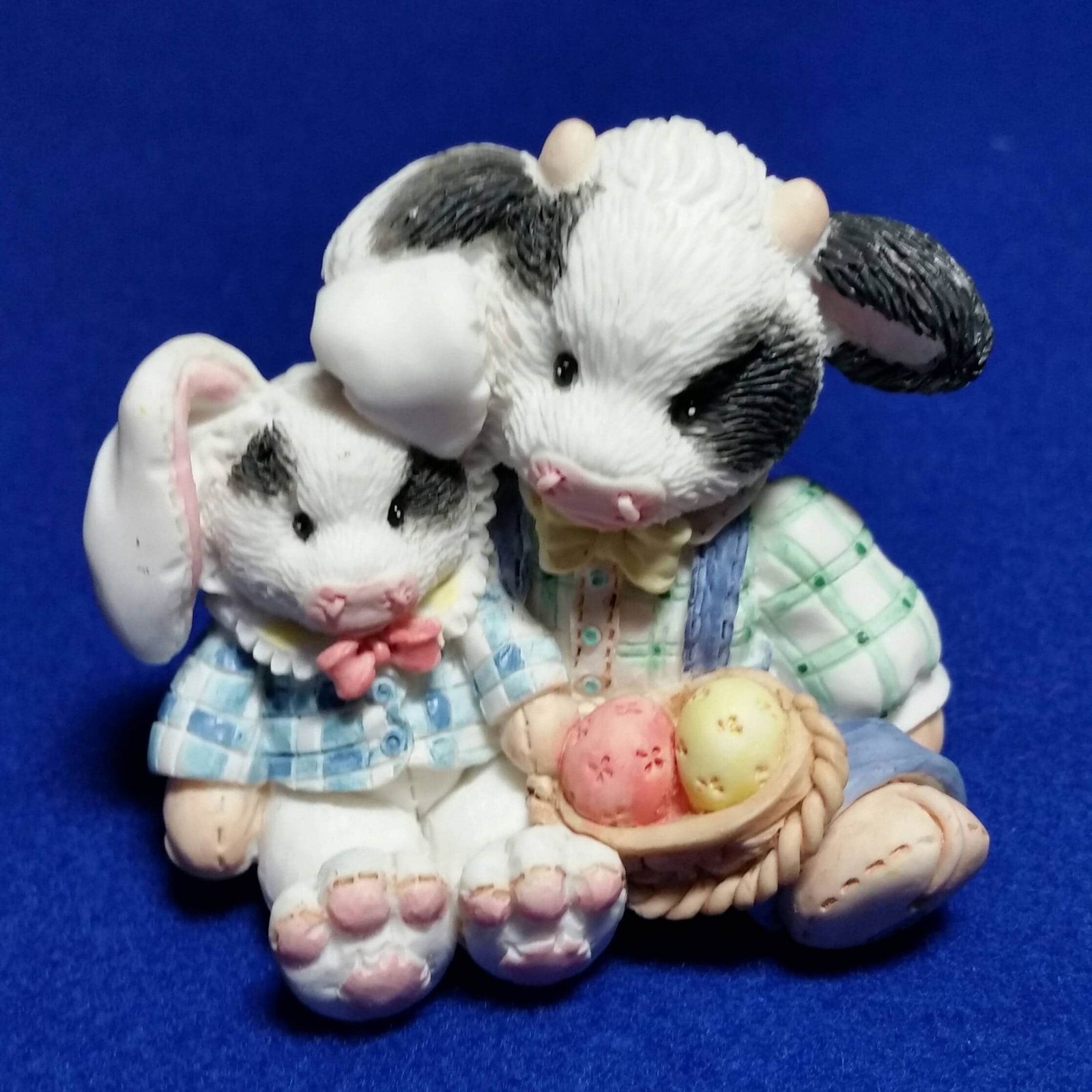 Mary’s Moo Moo’s Hoppy Easter To Moo Figurine 104892 Two Cows With Easter Basket