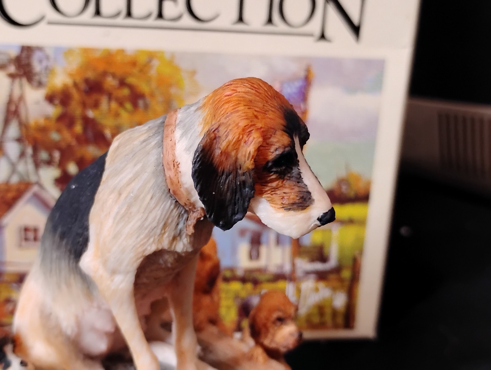 Lowell Davis “Plum Tuckered Out ” Figurine Coonhound Dog 4 Puppies 2135/2500