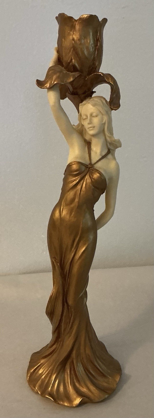 Veronese Design Summit Collection Arcadia, Ca 12.5 “Tall Women Statue A924