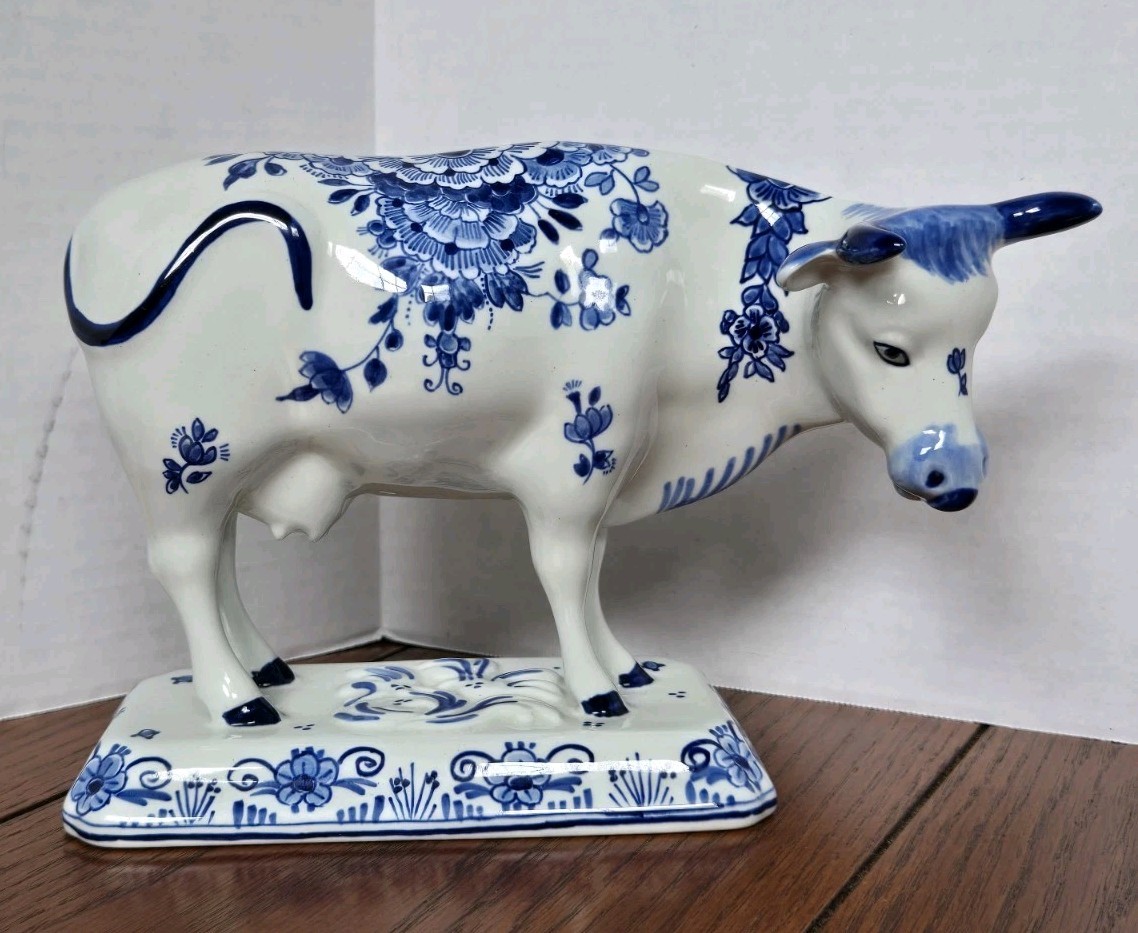 VTG Royal Delft Blue & White Cow Figurine Signed Original Large EUC Delftse Koe