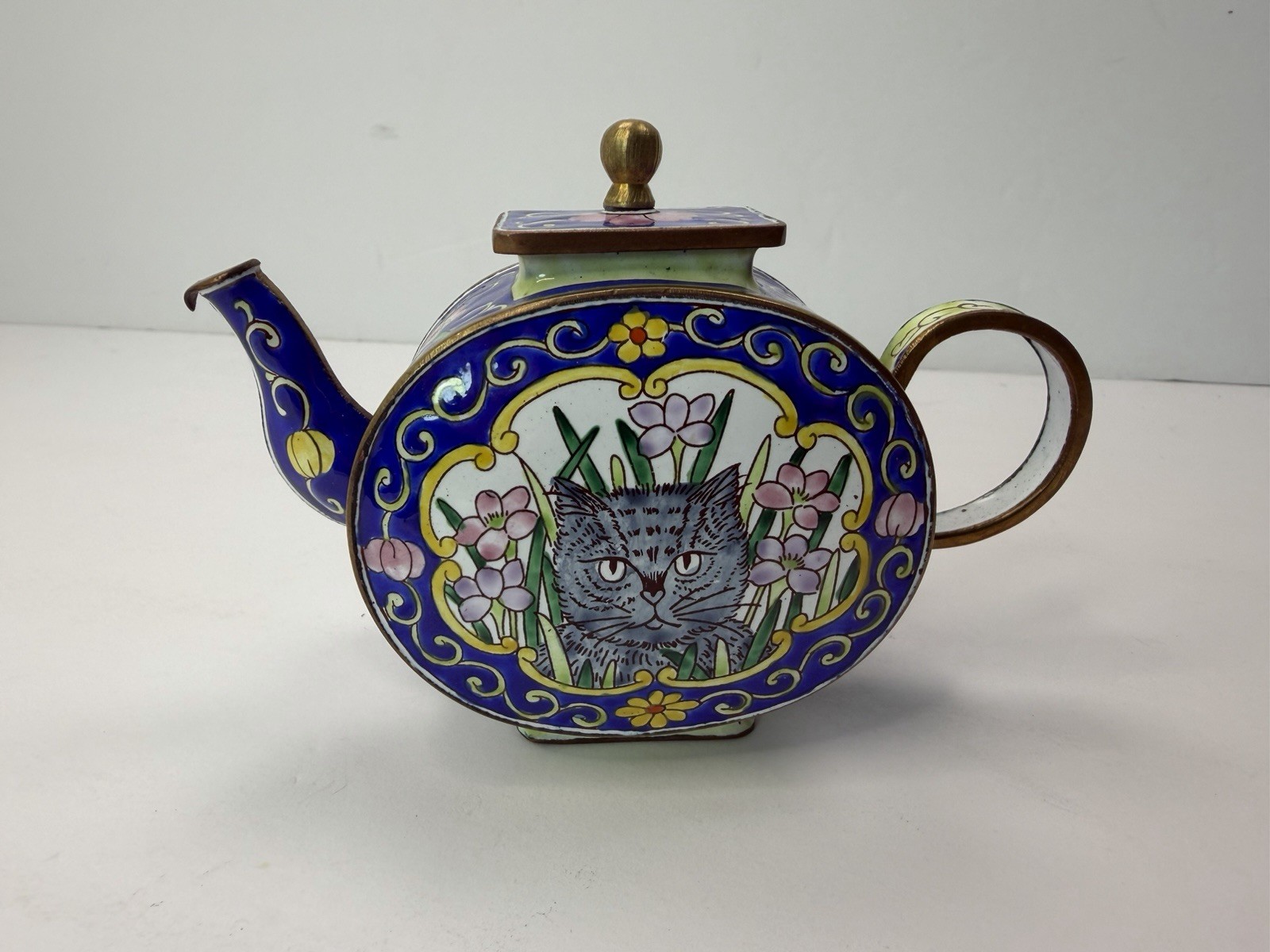 Kelvin Chen Miniature Mini Enamel Decorative Teapot Trinket Cats Blue Vintage