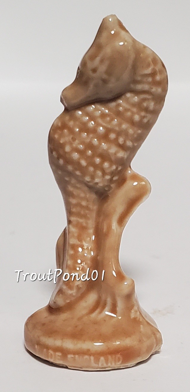 Wade Whimsies Seahorse 1998 Tom Smith Party Crackers Sealife Porcelain Figurine