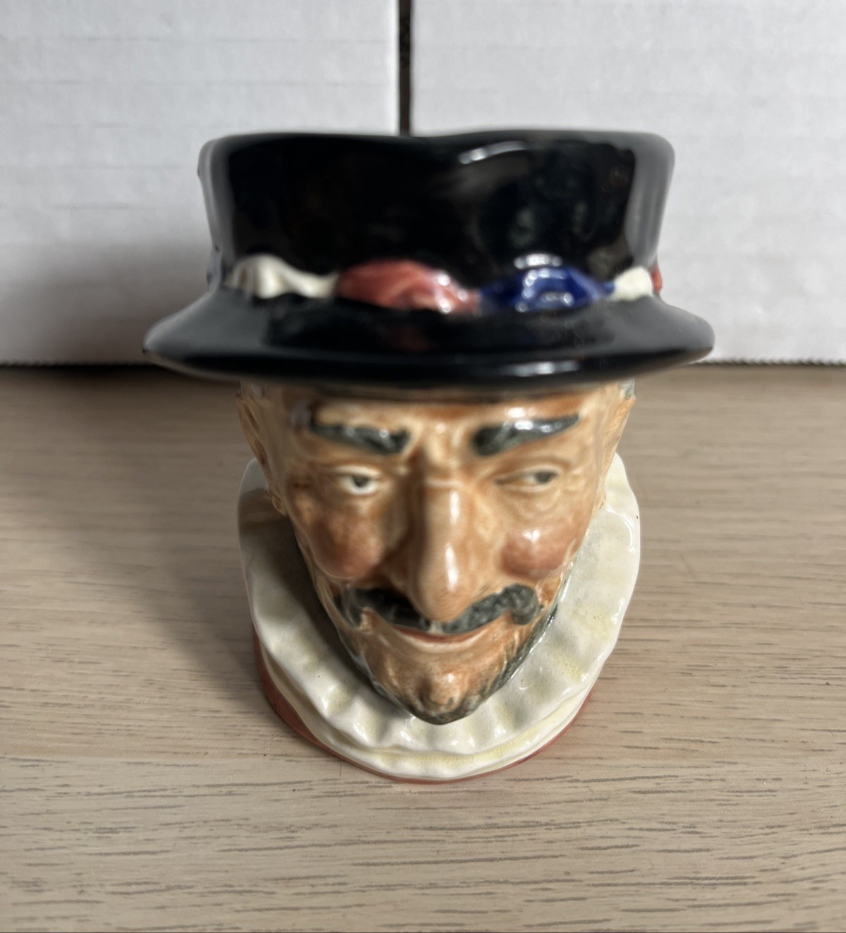 Royal Doulton Toby Mug Beefeaters Miniature 3.25in 1946 Vintage England VGC