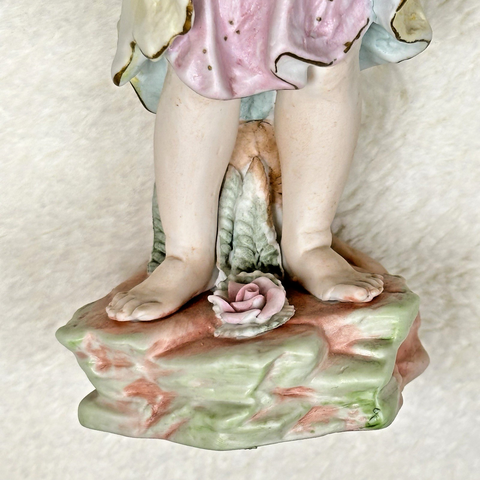 Crossed Arrows Italy Capodimonte Style Hand Painted Porcelain Girl Repair 8.5 in