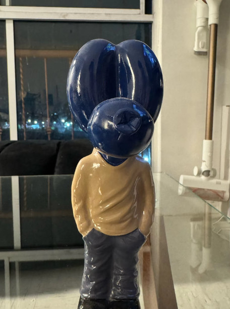 Mr Cool Balloon Dog Sculpture Art Resin for Living Room Desktop Decoration, Blue