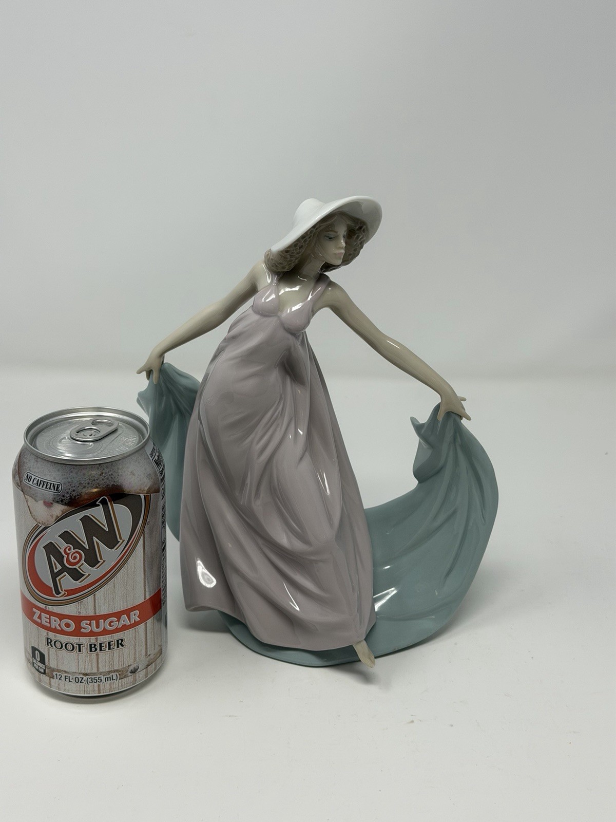 Lladro 5663 Spring Dance Retired Porcelain Figurine w/ Box Spain Excellent