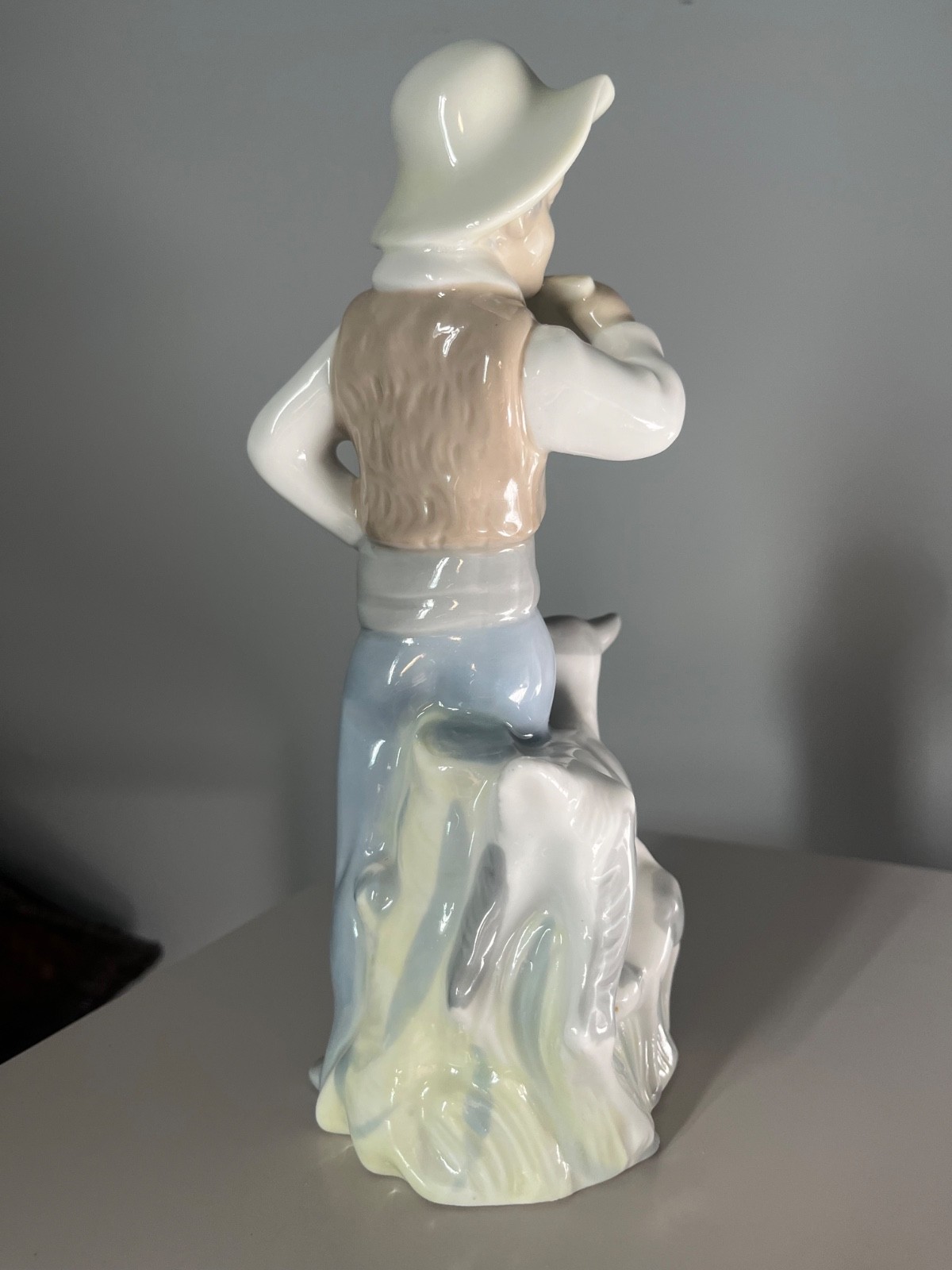 Tengra Hand Made in Spain Valencia Porcelain Boy with Flute and Lamb