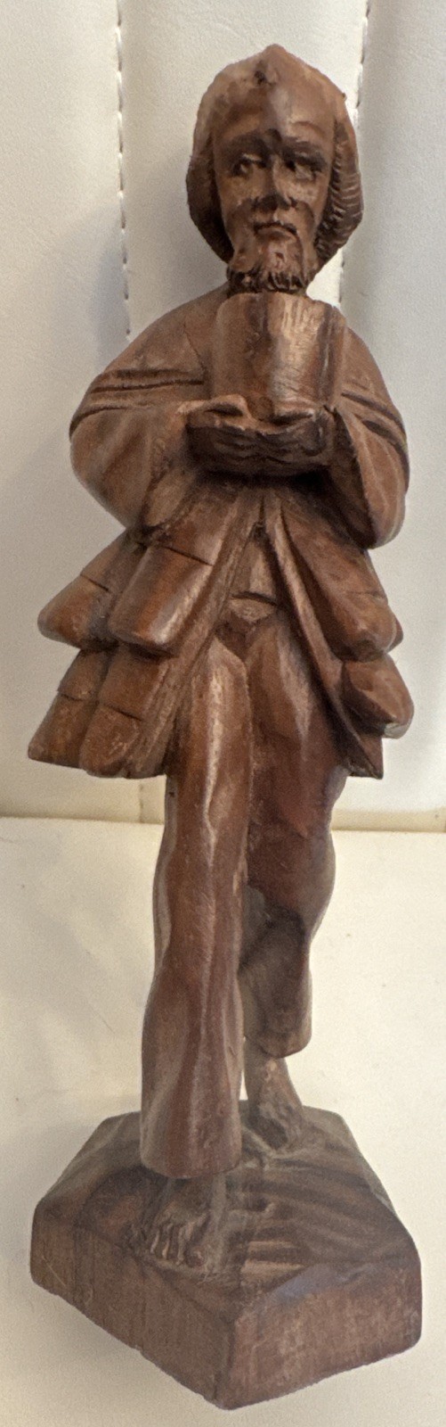 Vtg Hand Carved Wooden Barefoot Traveler Sculpture 8″ Tall D