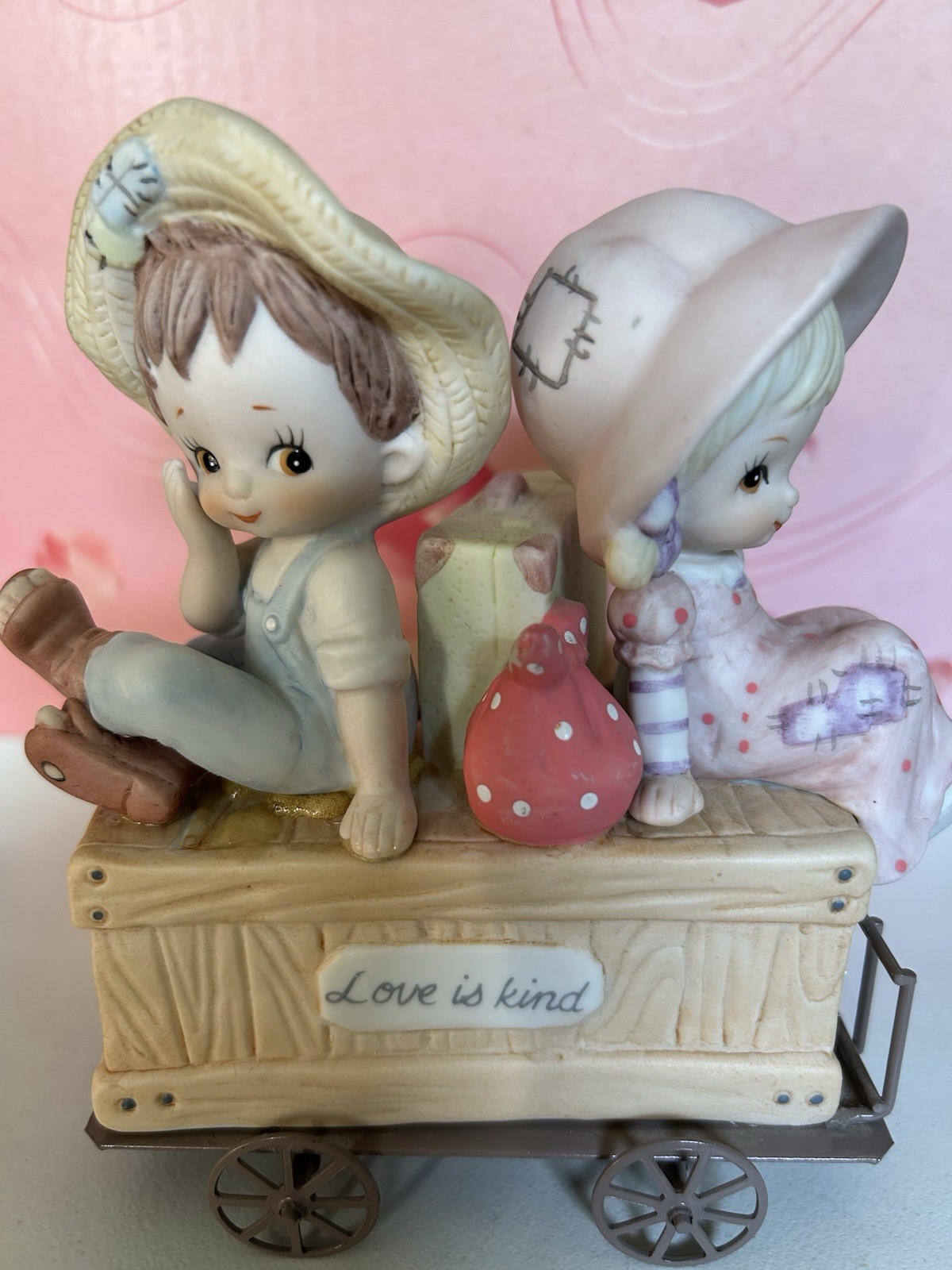Vintage 1984Precious Moments Musical figurine . “love Is Kind”tune-side By Side
