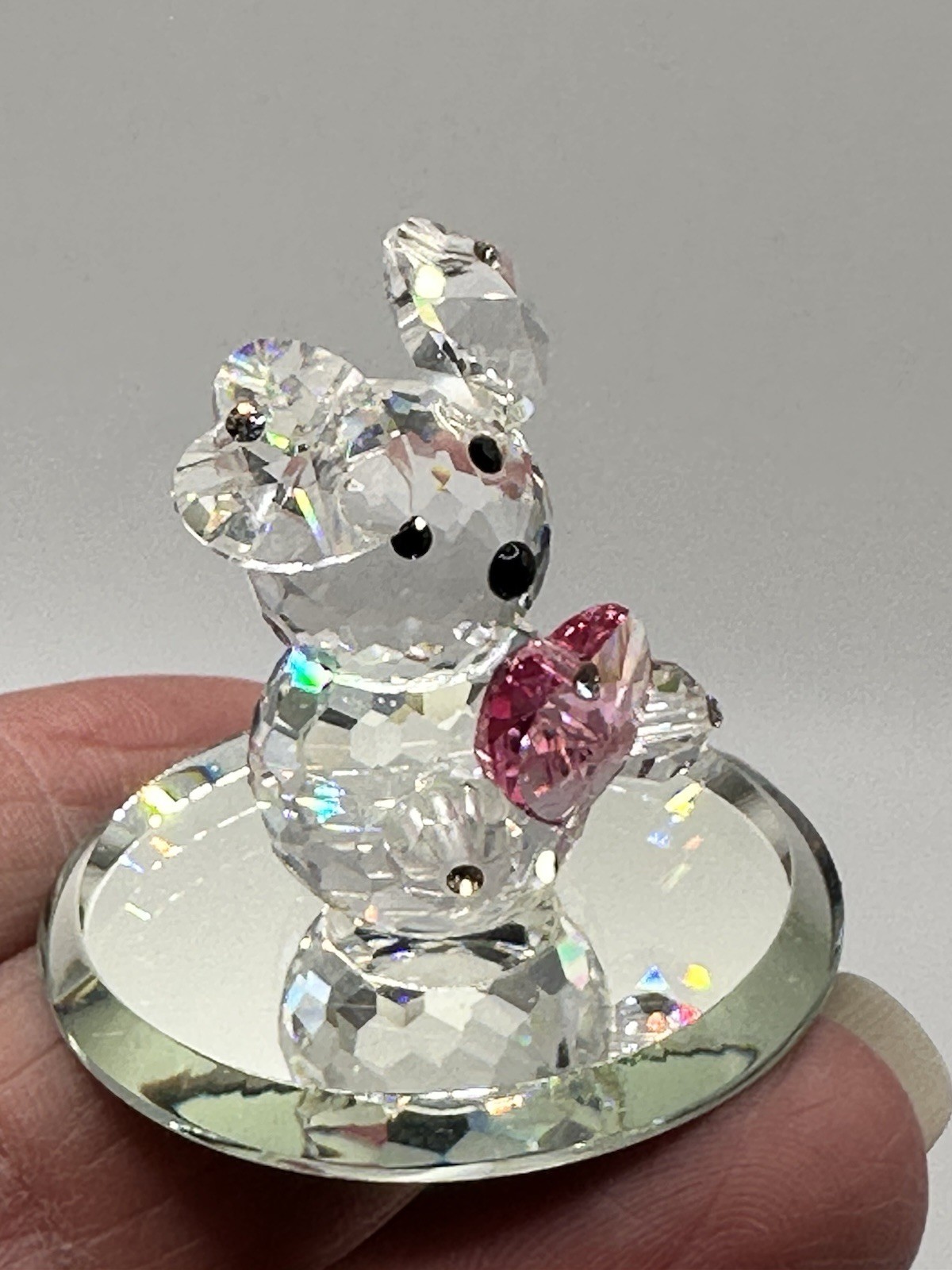 Clear Crystal Teddy Bear With Pink Heart Figurine On Round Beveled Mirrored Base