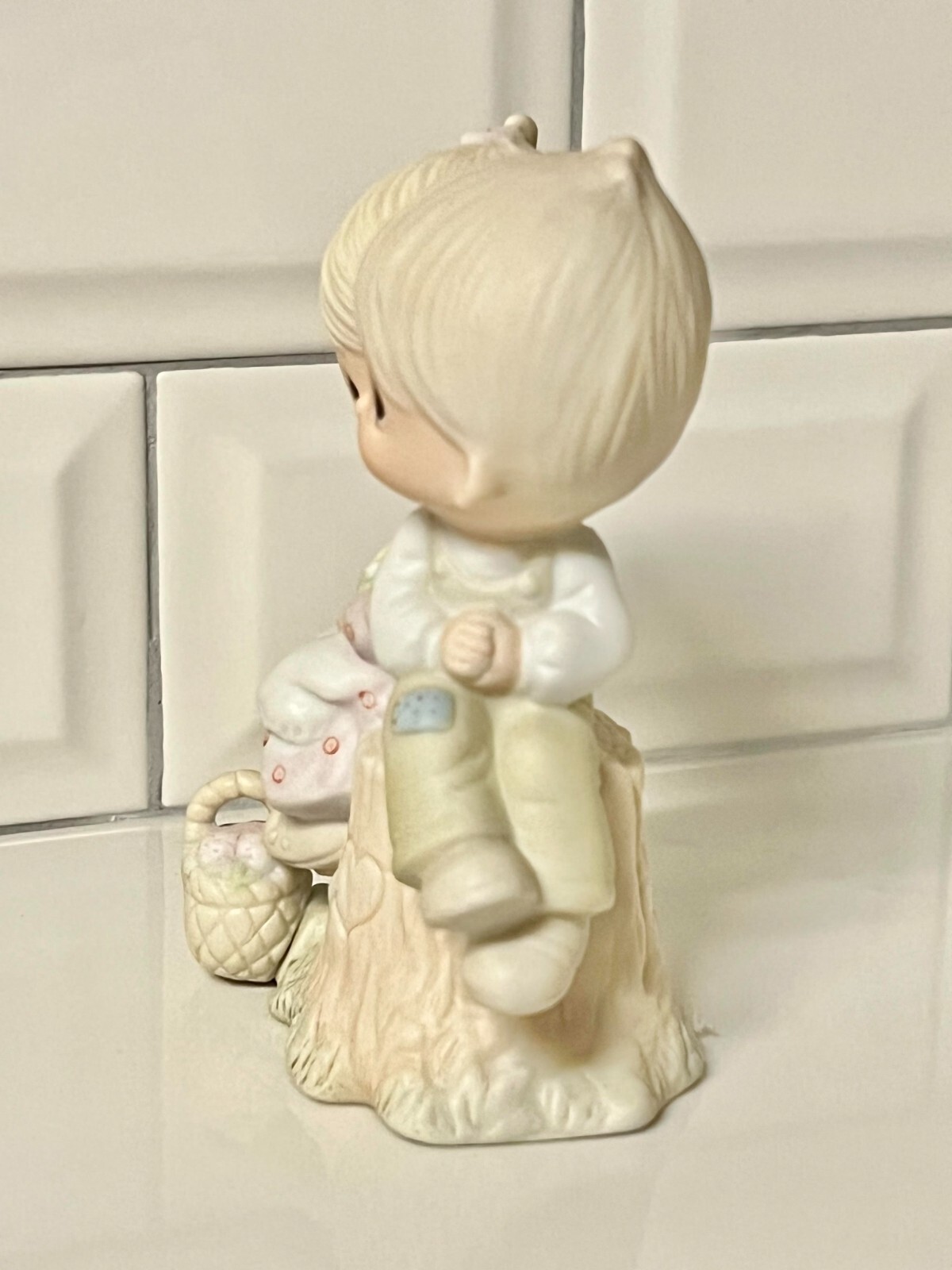 1976 Original 21 Precious Moments Jonathon & David “Love One Another” Figurine