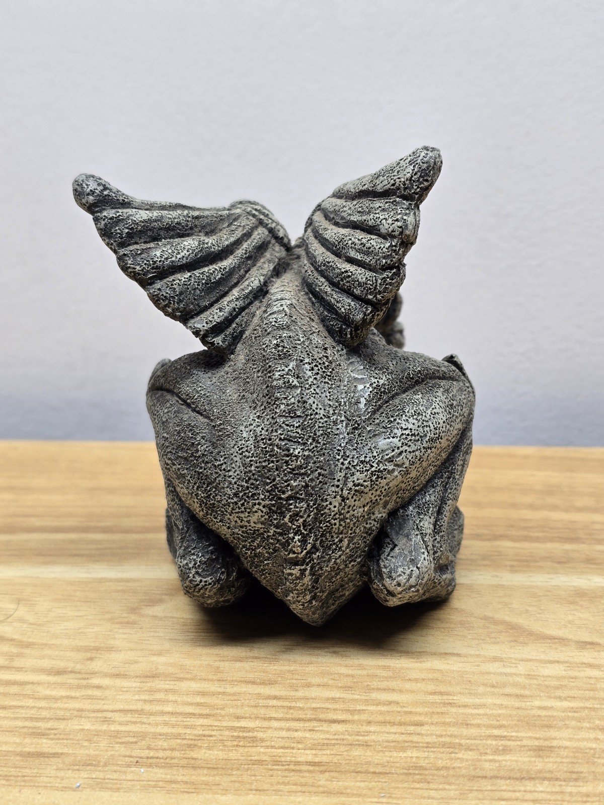 Gray Griffon Fantasy Sitting Dragon Figurine Collectible Home Decor Gargoyle