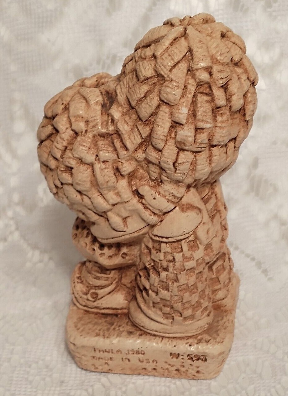 Resin Young Couple Hugging Figurine 1980 Each Day My Love For You tblhi1