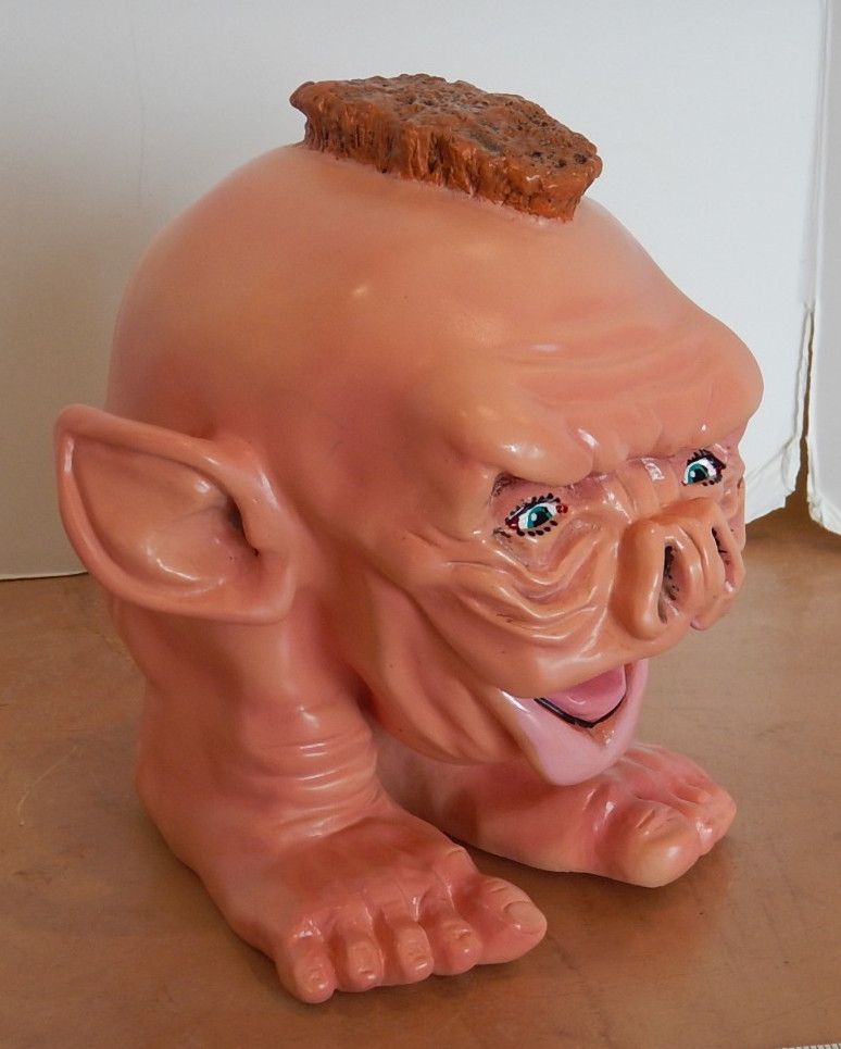 RARE UNUSUAL – A. BUTTHEAD VINYL FIGURE , FANTASY CARTOON CHARACTER STATUE, NOS
