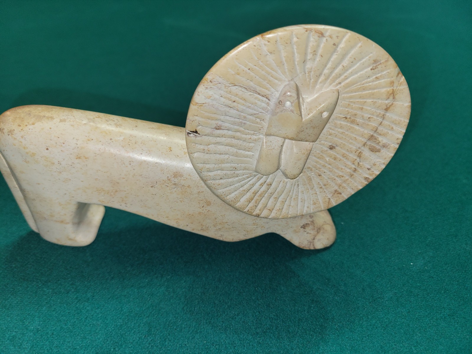 Hand Carved Lion made in Kenya 7″ x 4 1/2″ African Africa Beautiful Carving Cat