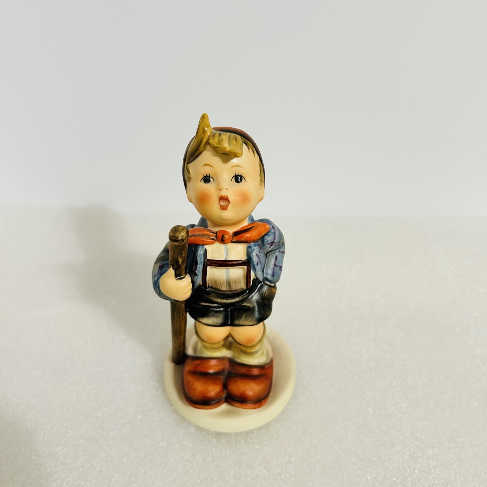 Goebel Hummel Little Hiker 16/1 Figurine W Germany 5.75 in