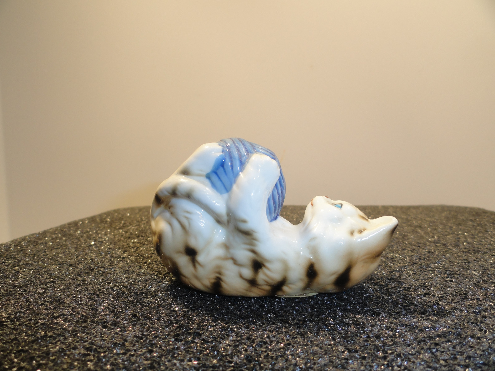 Danbury Mint Cats of Character Roly Poly Kitten / Cat Figurine