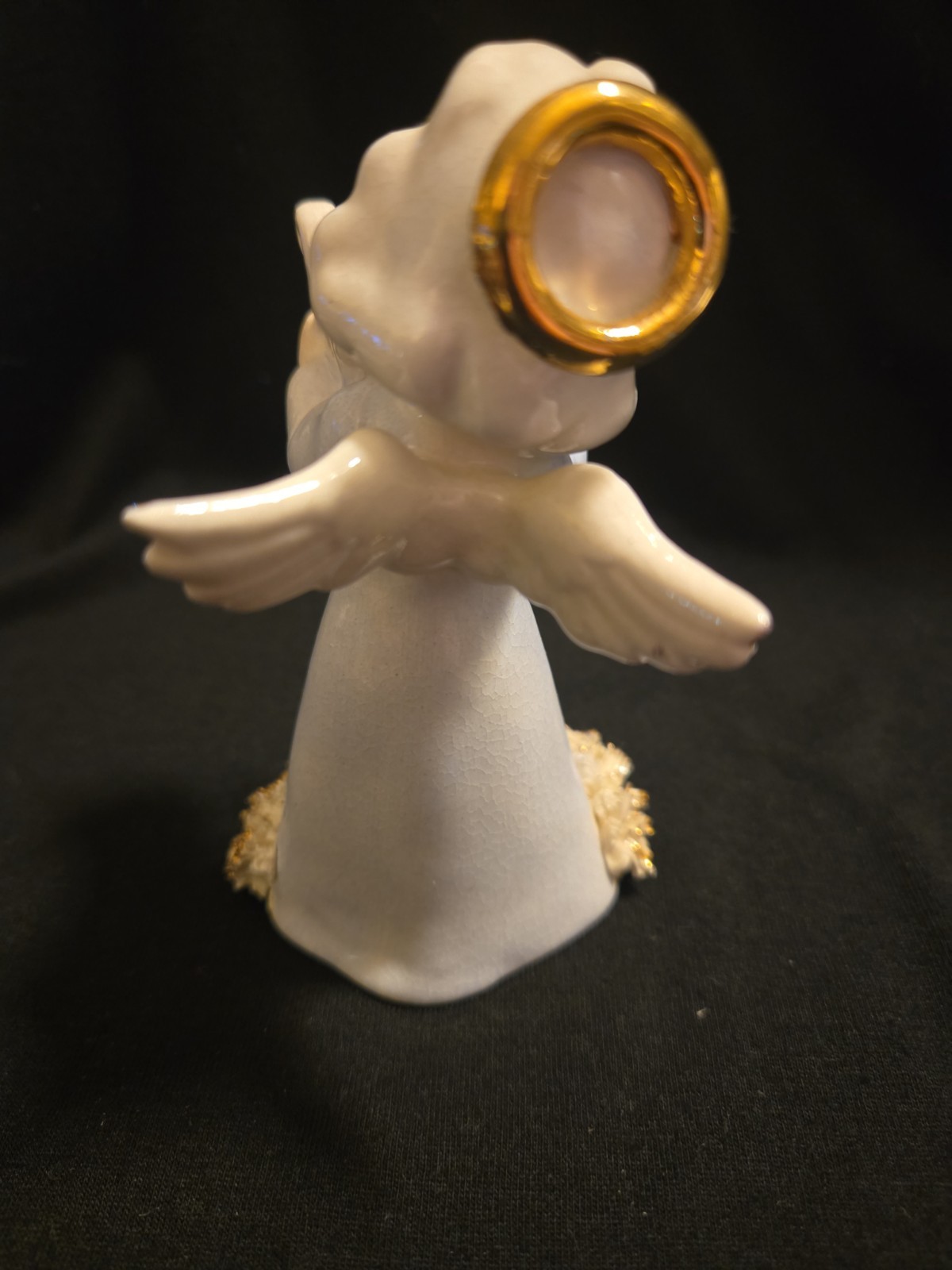Porcealine Angle with Harp