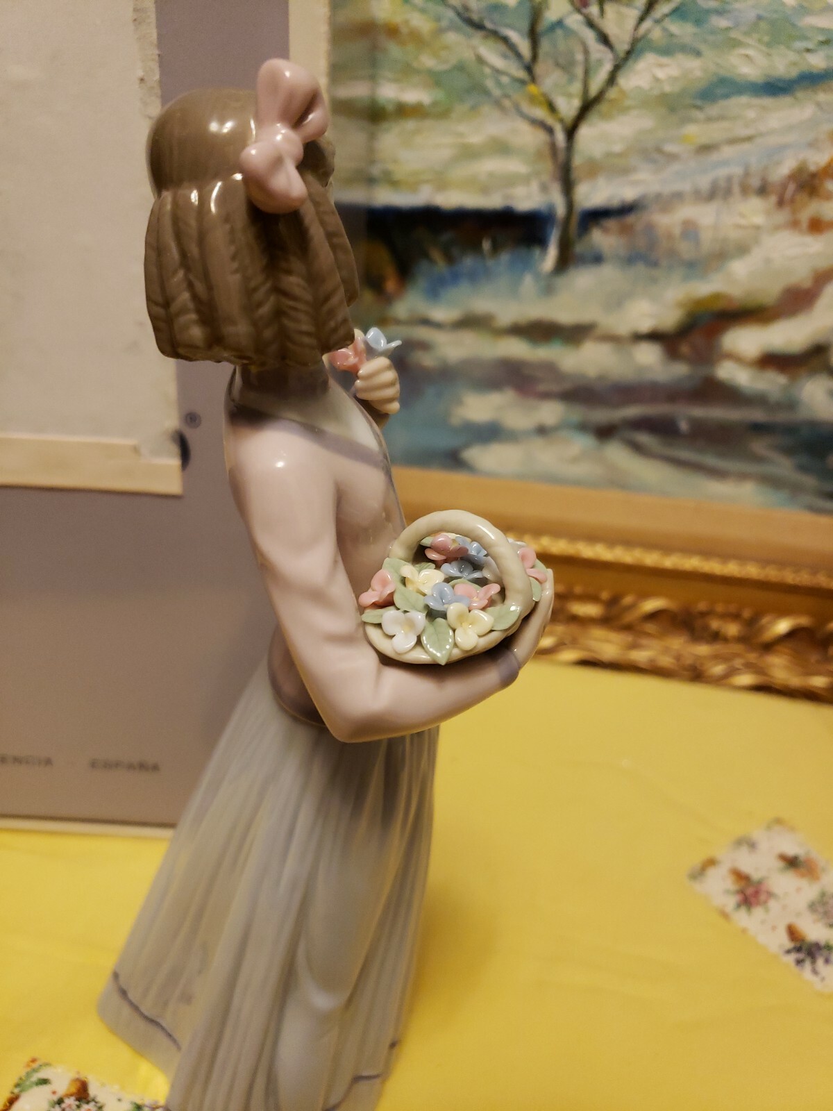 VINTAGE RETIRED LLADRO GIRL WITH FLOWER BASKET #7644 FIGURINE STATUE ORIGINAL BO