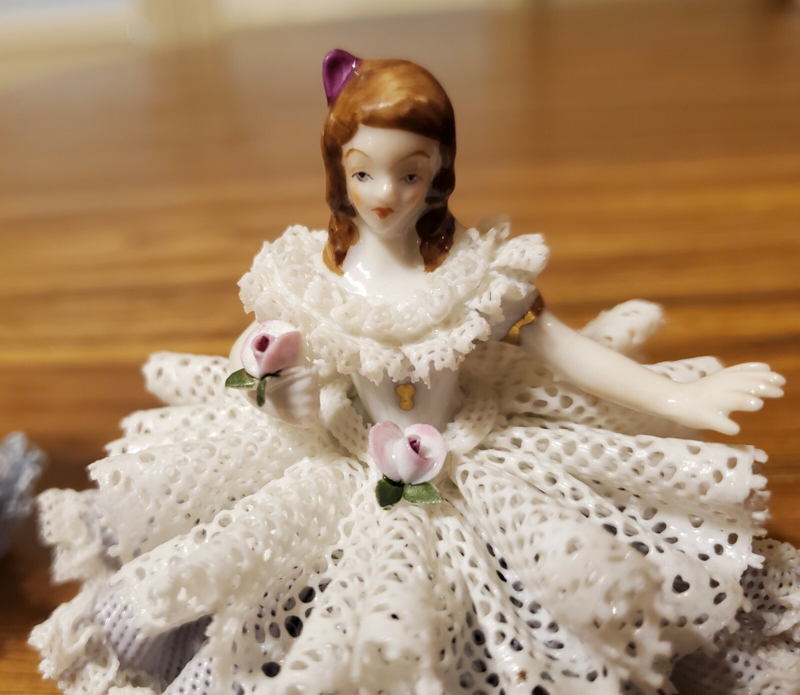 Pair Of Karl Klette Petite Ladies Of The Court Dresden Lace Figurines-seated 3″