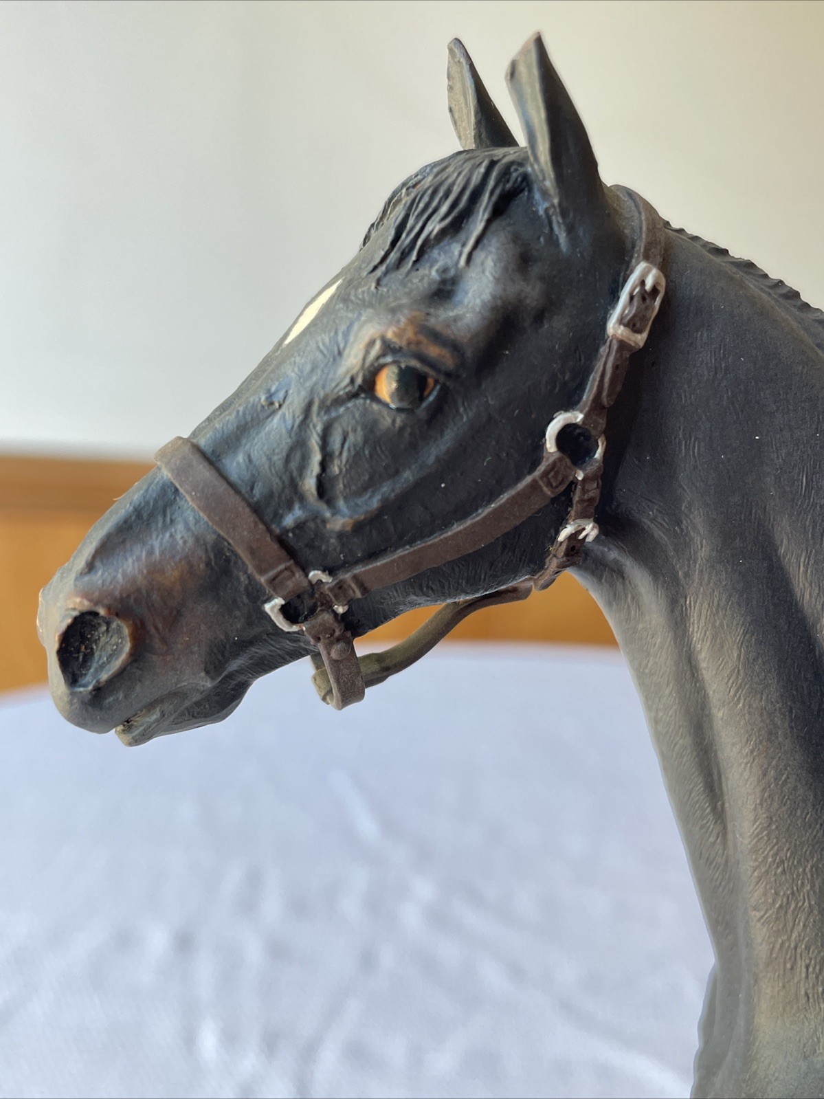 American Artists David Geenty “Ruffian” Porcelain Race Horse Sculpture Statue