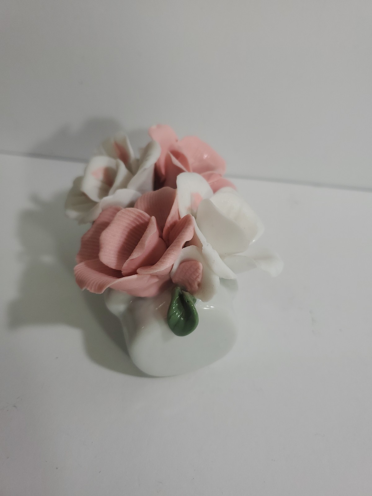 Vintage Capodimonte Style Pink Porcelain Rose Figure 3D Roses Romantic Decor 3.5