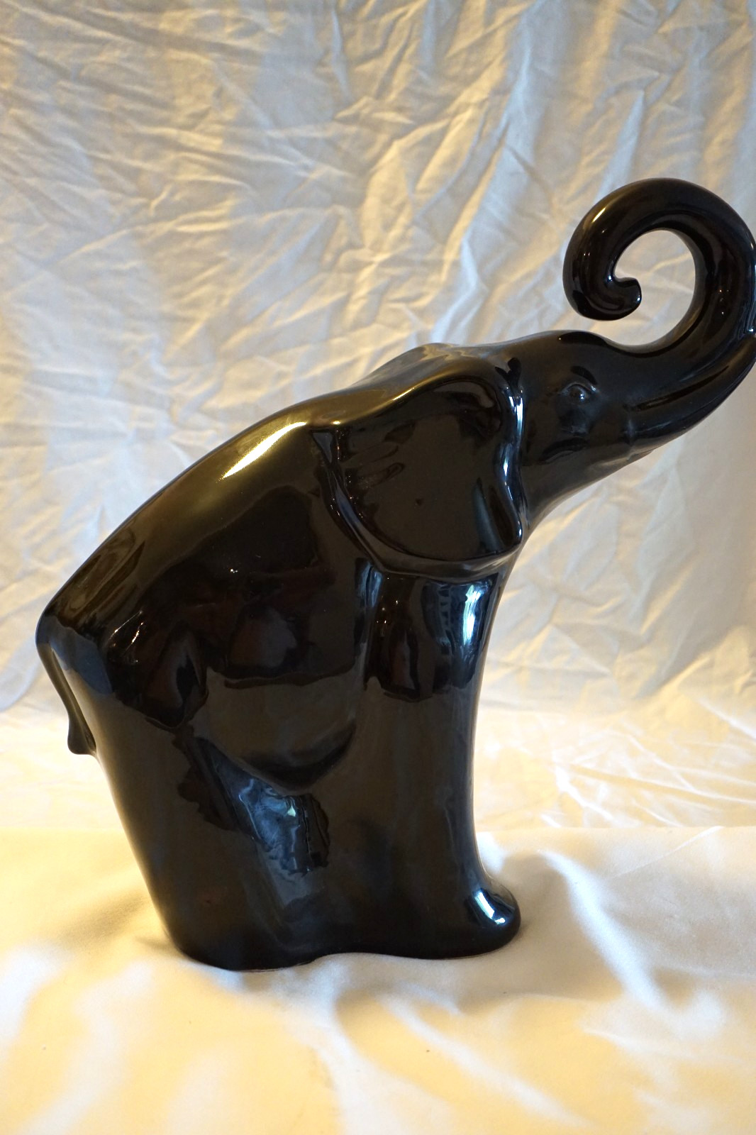 HAEGER LARGE CERAMIC SHINY BLACK ELEPHANT STATUE 17″ TRUNK UP #450