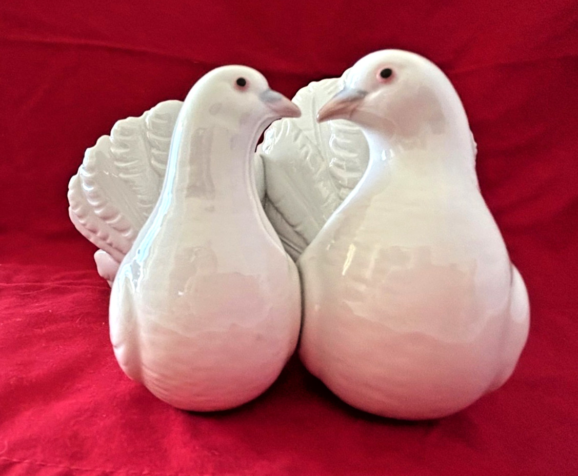 Vintage Lladro “Couple of Doves” Porcelain Figurine #1169 Handmade 1970’s