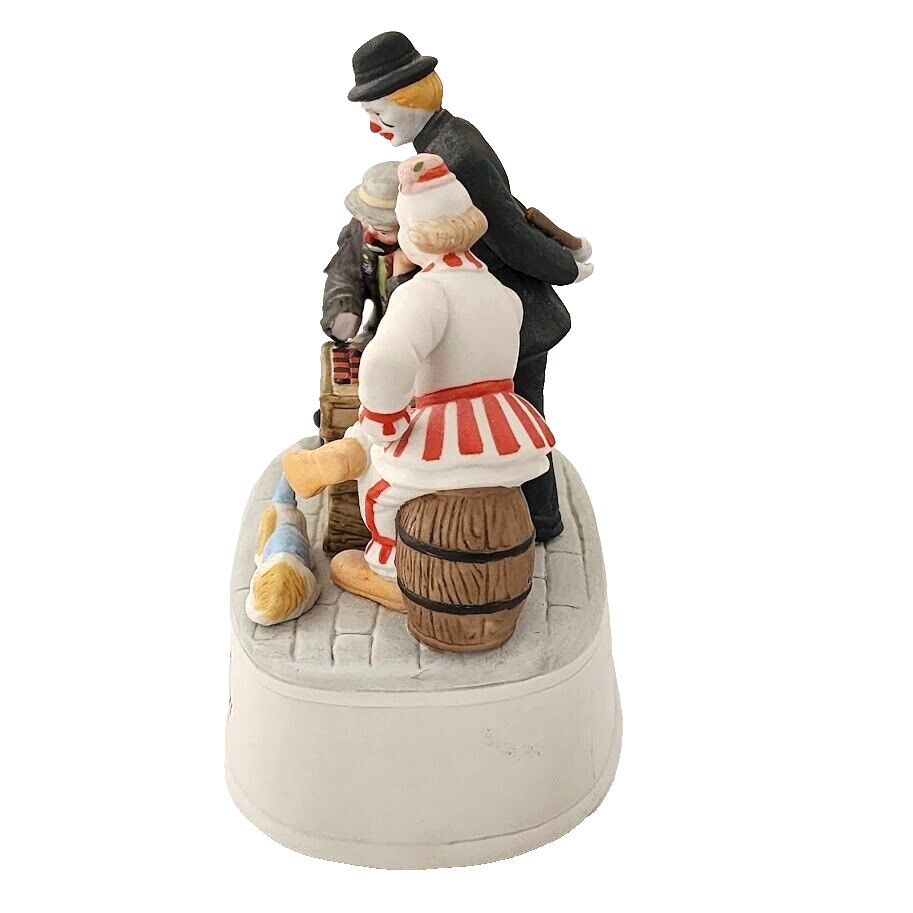 San Francisco Music Box Porcelain Emmett Kelly Jr Clown Game of Checkers