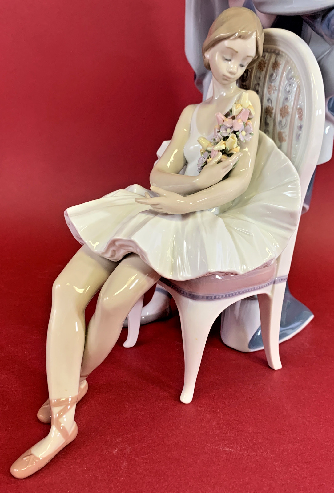 LLADRO #5932 “JESTER’S SERENADE”, SOLD OUT IN 1994, 15″ HIGH, IN ORIGINAL BOX