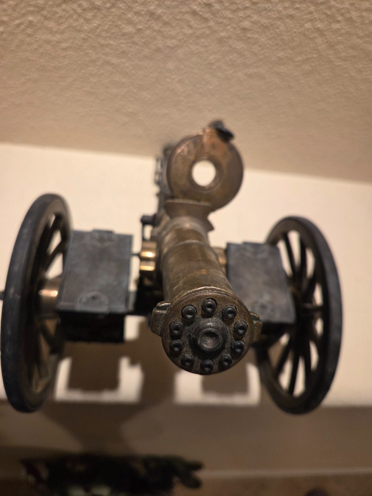 Vintage 1883 Gatling Gun – Brass, Wood & Metal Replica with Magazine