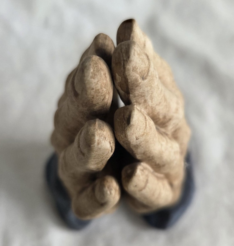 Praying Hands Sculpture Ucagco Ceramics Japan Figurine Figure Vtg Rustic Blue