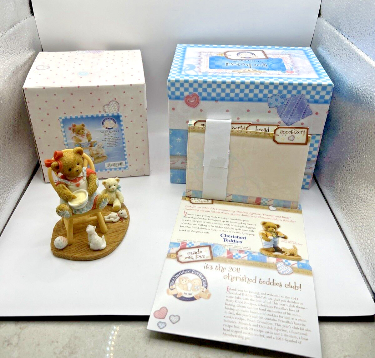 2011 Cherished Teddies Miranda & Deb Kit Recipe Box #CT0017 “We all need love”