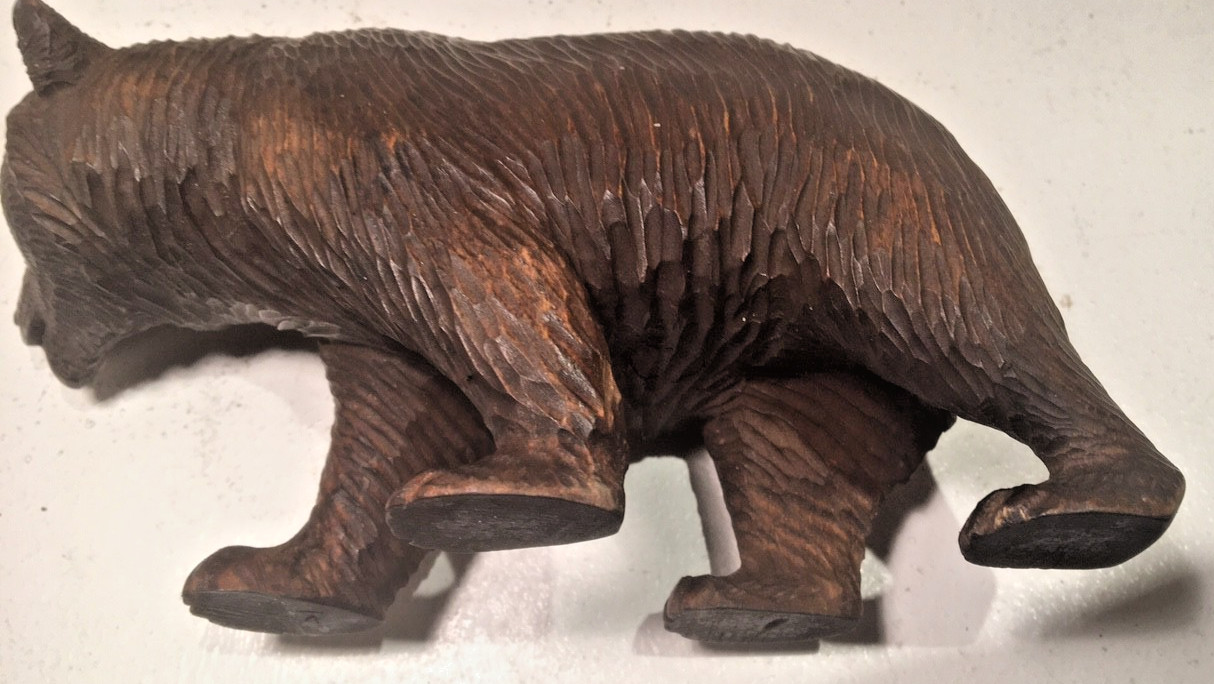 ANTIQUE BLACK FOREST SWISS WOOD CARVED SMILING WALKING BEAR #1