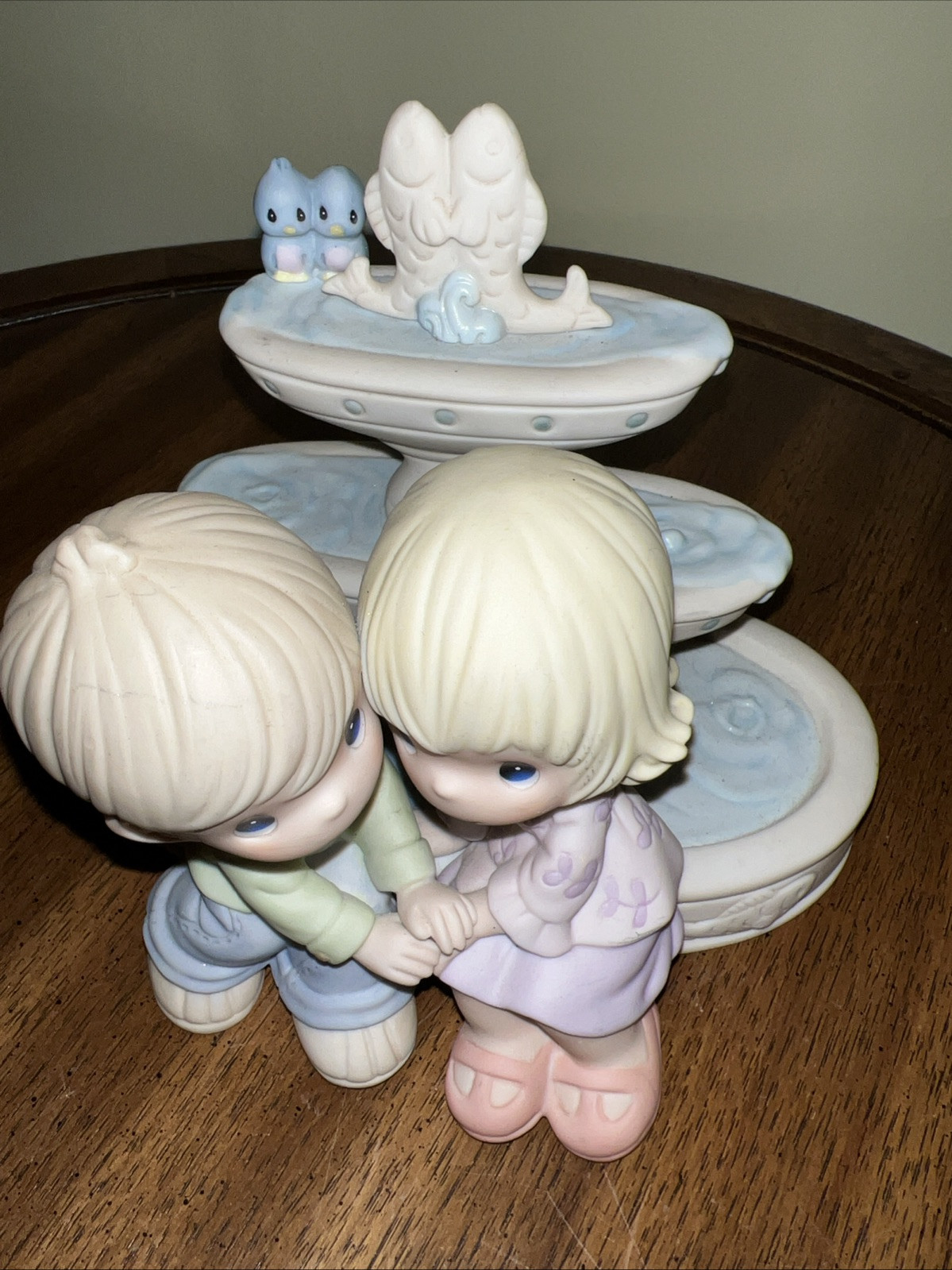 Precious Moments Love Is The Fountain Of Life Ltd Edition #1614/5000 #830017