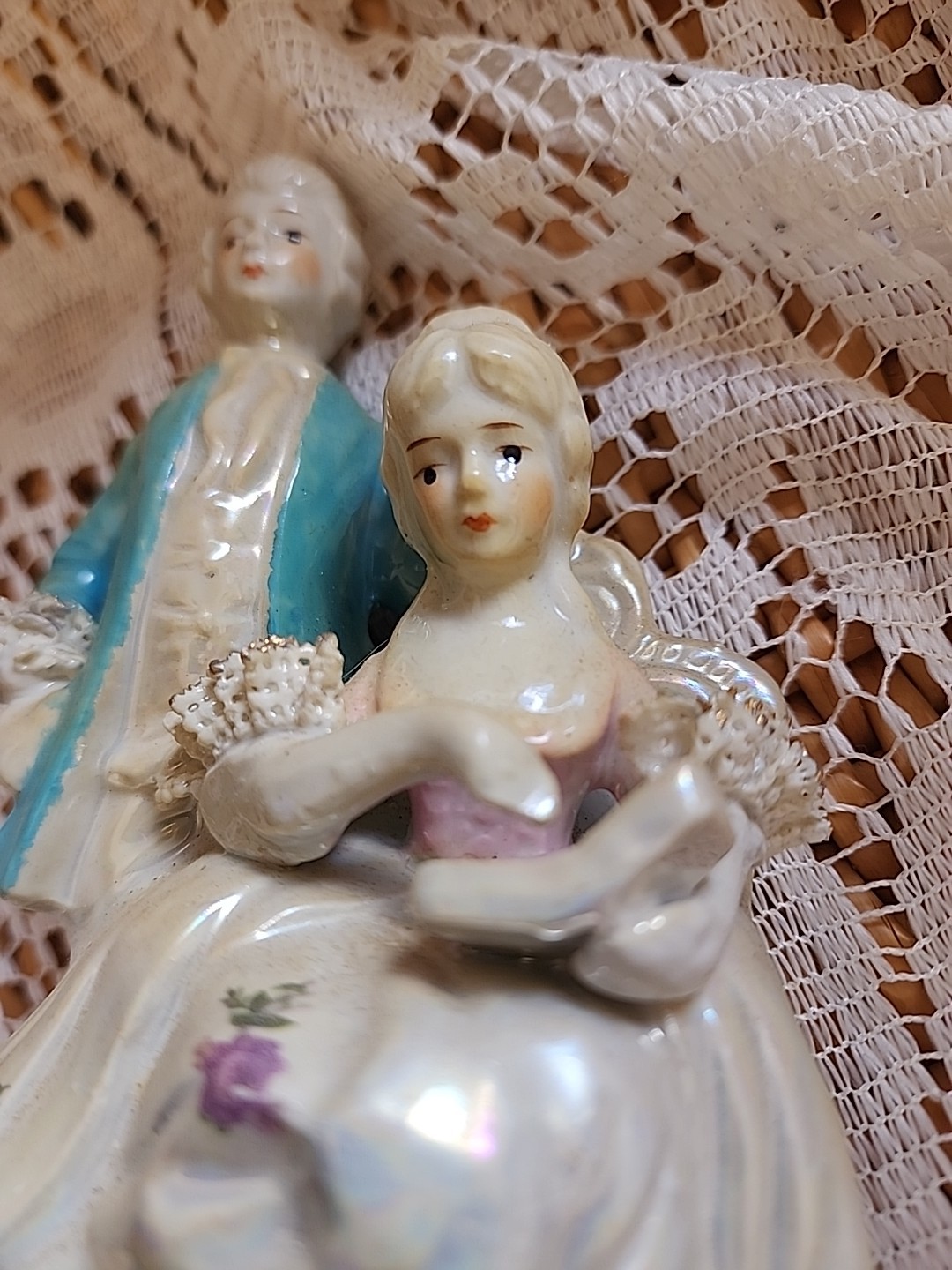 Vintage Victorian Styled Couple Porcelain Lusterware Iridescent Figurine China