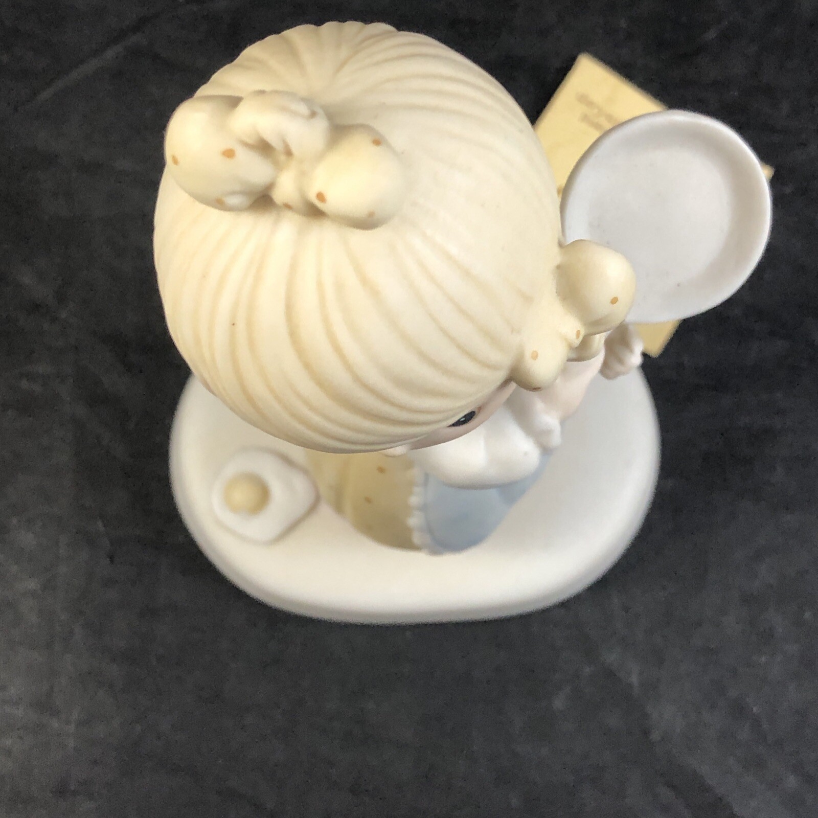 Precious Moments Figurine Eggs Over Easy Little Girl Jonathon David Enesco 1979