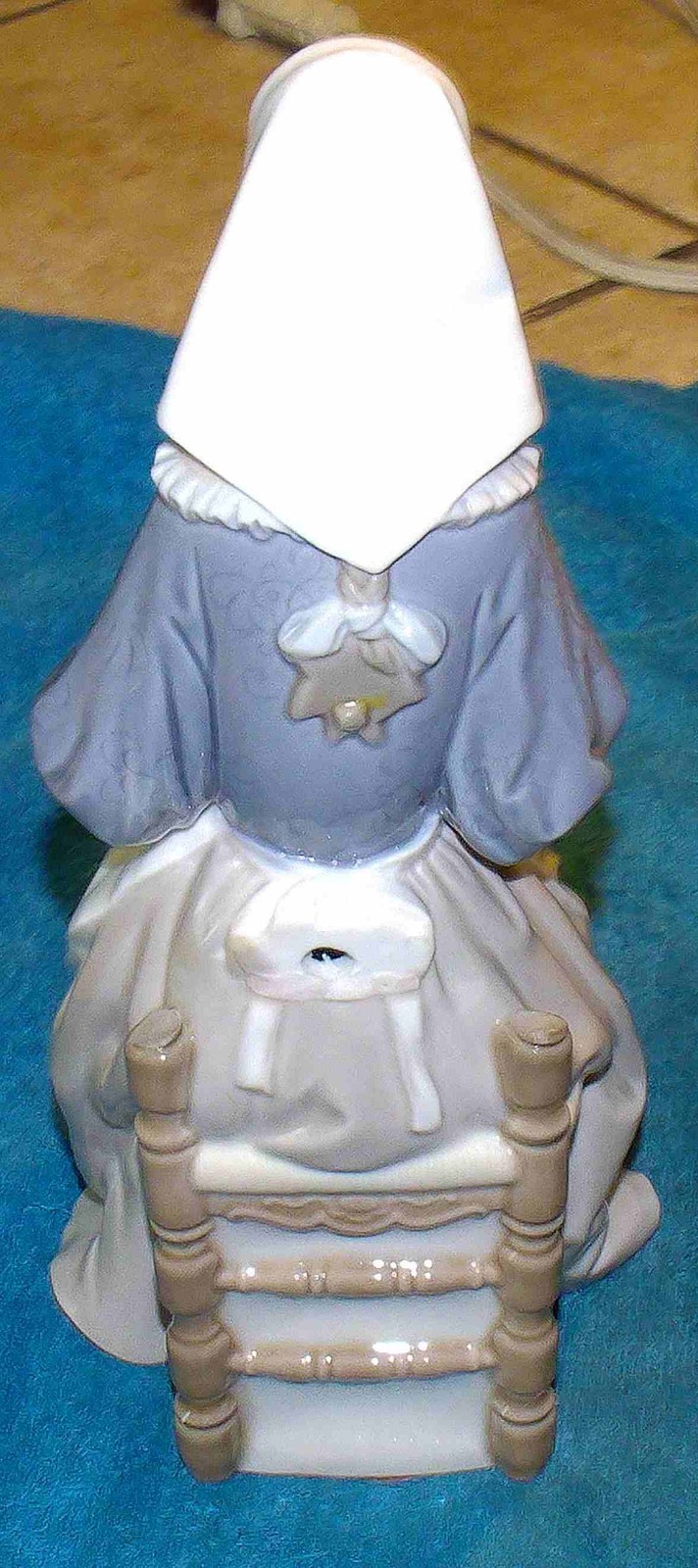 Lladro Embroideress – #4865