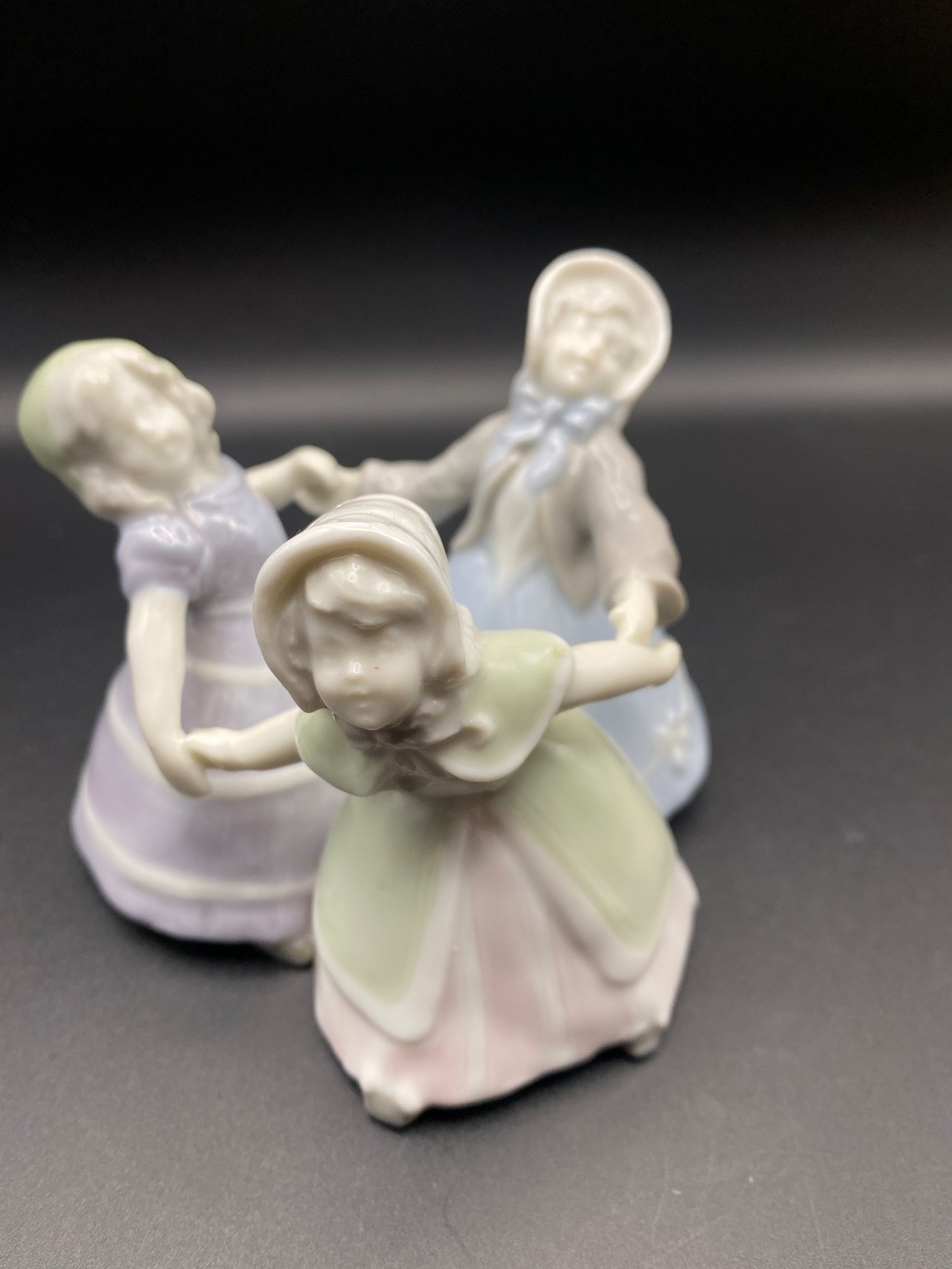 Gebruder Heubach porcelain glazed figurine group children Antique /0712